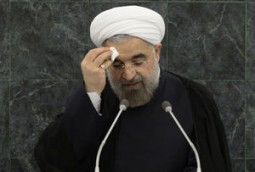 بررسی علت کاهش محبوبیت دولت روحانی