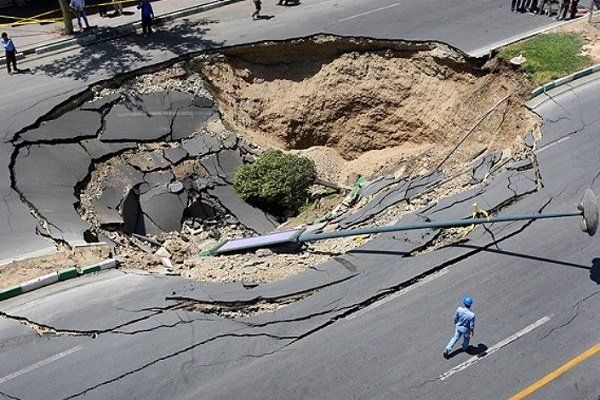 امار زلزله سالانه معاون استاندار لرستان اعلام کرد