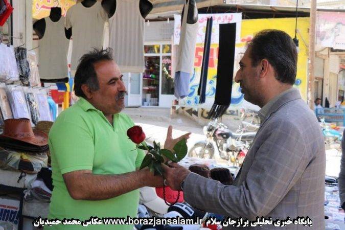مهندس محمدحسن محمدی شهردار برازجان در میان بازاریان برازجان به مناسبت تبریک سال نو