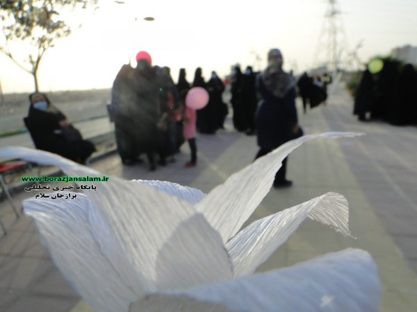 پیاده روی خواهران به مناسبت نیمه شعبان  در جاده سلامت برازجان همراه با توزیع بسته های فرهنگی بین کودکان و برنامه های متنوع برگزار شد