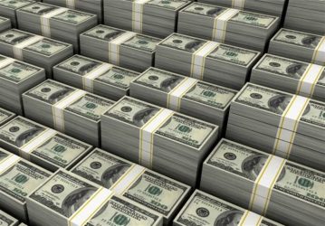 نماینده دشتستان: دلار ۶۵ هزار تومانی محصول فرماندهیِ اقتصادی ضعیف دولت است