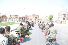 مراسم رژه موتوری و خودرویی یگان‌های نظامی و انتظامی شهرستان دشتستان به مناسبت چهل و سومین سالگرد هفته دفاع مقدس برگزار شد