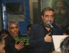 سید موسی موسوی مداحی خود را در شب عاشورای حسینی در برازجان برگزار نمود