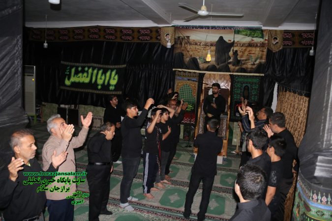 مسجد امام محمد باقر محله فرهنگیان عزاداری محرم خود را در شب سوم برگزار نمود مسجد امام محمد باقر محله فرهنگیان عزاداری محرم خود را در شب سوم برگزار نمود